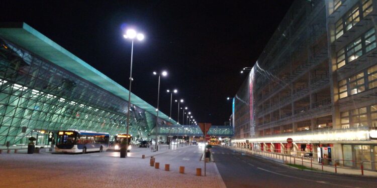 Kraków Airport planuje rekordową rozbudowę terminalu pasażerskiego