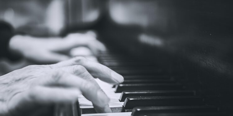 Pianista z Krakowa w kolejnej rundzie Konkursu Chopinowskiego