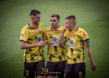 Wieczysta Kraków znów bez punktów! Stal Rzeszów wygrywa po golu w ostatniej minucie