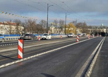 Most Grunwaldzki otwarty wcześniej niż zapowiadano. Kierowcy mogą już korzystać z przeprawy