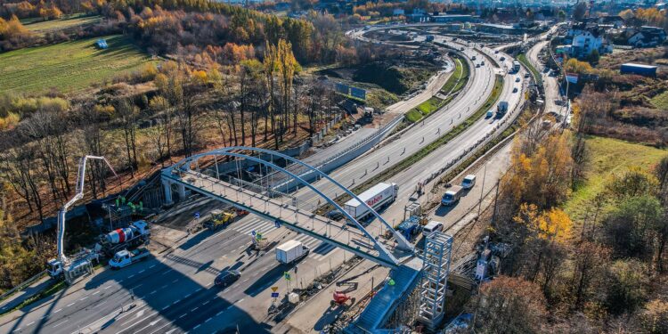 Droga na Zakopane z ograniczonym ruchem! Kierowców czeka duże utrudnienie na DK7. Sprawdź, co się zmienia od poniedziałku