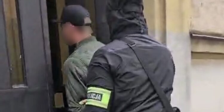 Szokujący finał kradzieży w krakowskim salonie tatuażu. Aż 8 osób zatrzymanych