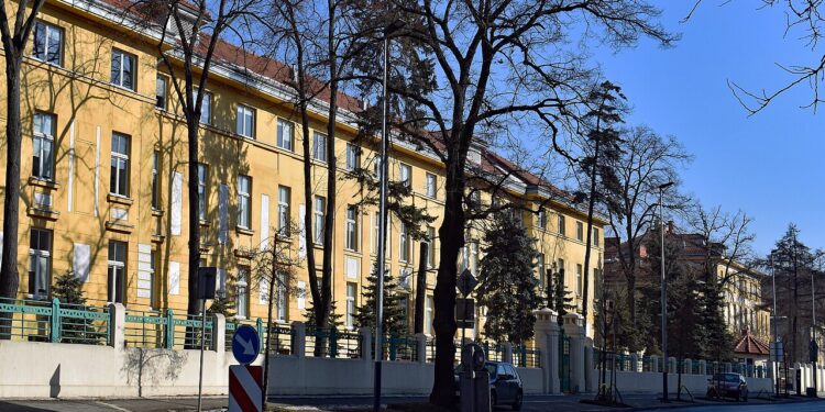 Rewolucja w diagnostyce! Najnowocześniejszy tomograf w Polsce już działa w krakowskim Szpitalu Wojskowym