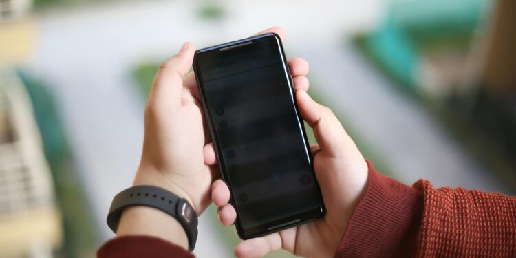 Kliknął w ogłoszenie o pracy w Kanadzie. Stracił 9 tysięcy euro