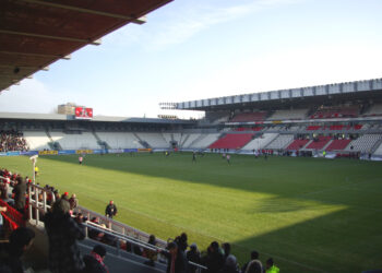 Cracovia szykuje się na gorący finał jesieni. Czy znów zaskoczy Lecha?