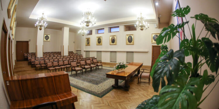 Kraków mówi „tak” częściej niż rok temu. Rekord ślubów i wyraźny skok liczby urodzeń w USC