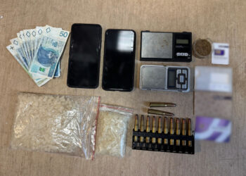 Krakowscy policjanci uderzyli w narkobiznes. Zatrzymanie w powiecie wielickim zakończone aresztem