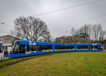 Kolędy, darmowy przejazd i wyjątkowa trasa przez miasto. Ten tramwaj opanuje Kraków tylko na jeden wieczór!