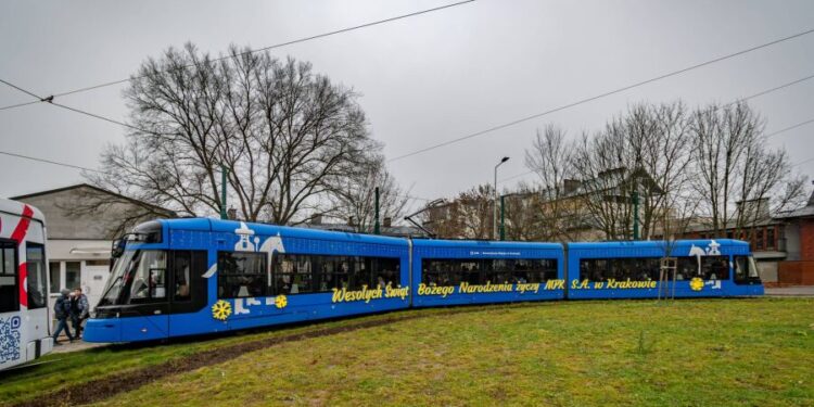 Kolędy, darmowy przejazd i wyjątkowa trasa przez miasto. Ten tramwaj opanuje Kraków tylko na jeden wieczór!