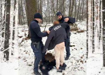 Bosa, zmarznięta i w kryzysie. Minuty decydowały o życiu 12-latki – policyjna akcja zakończona sukcesem