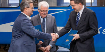 Nowe tramwaje dla Krakowa. Miasto zamawia 15 nowoczesnych wagonów od PESA